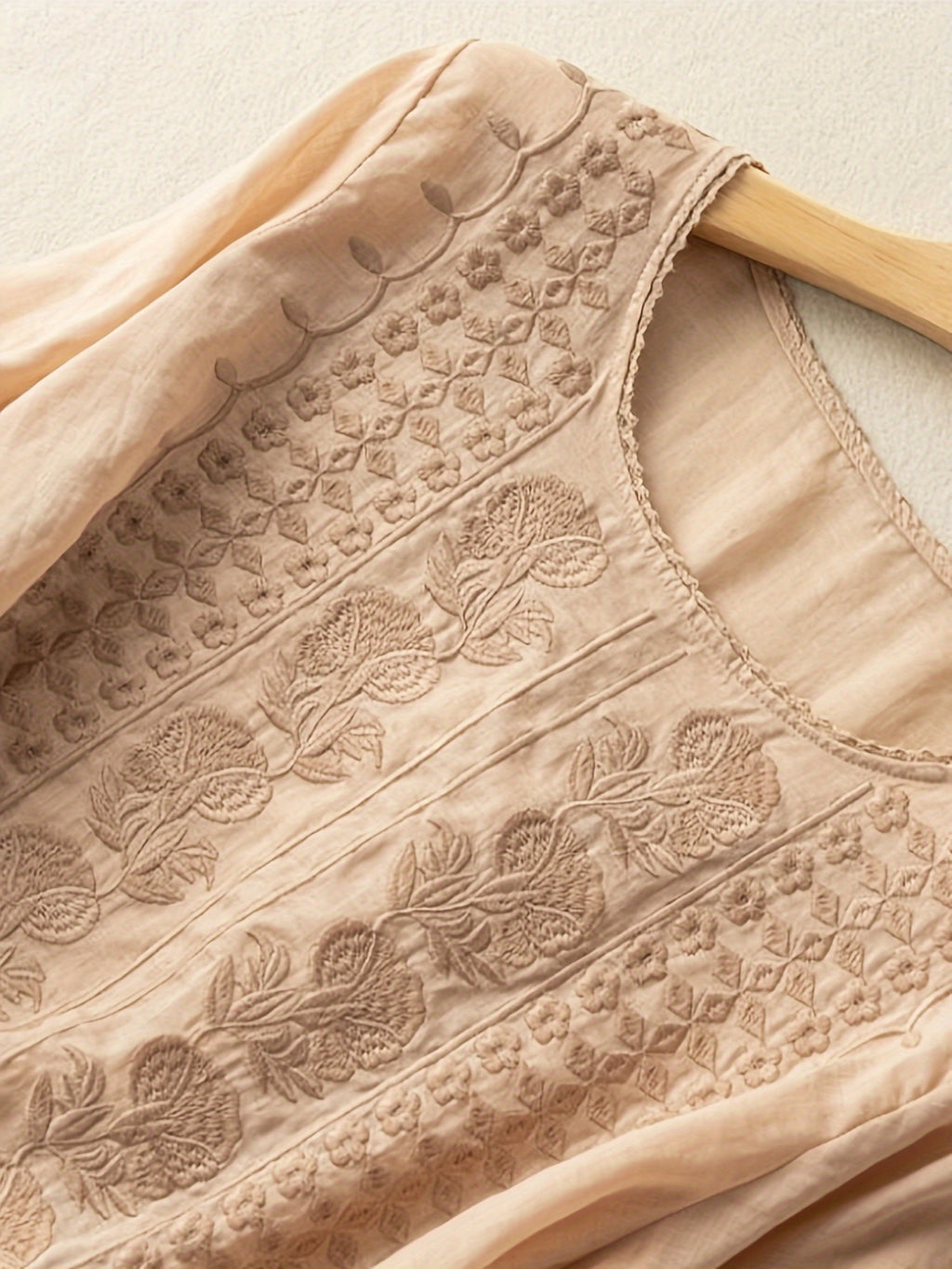 Dorothy | Embroidered Linen Blouse