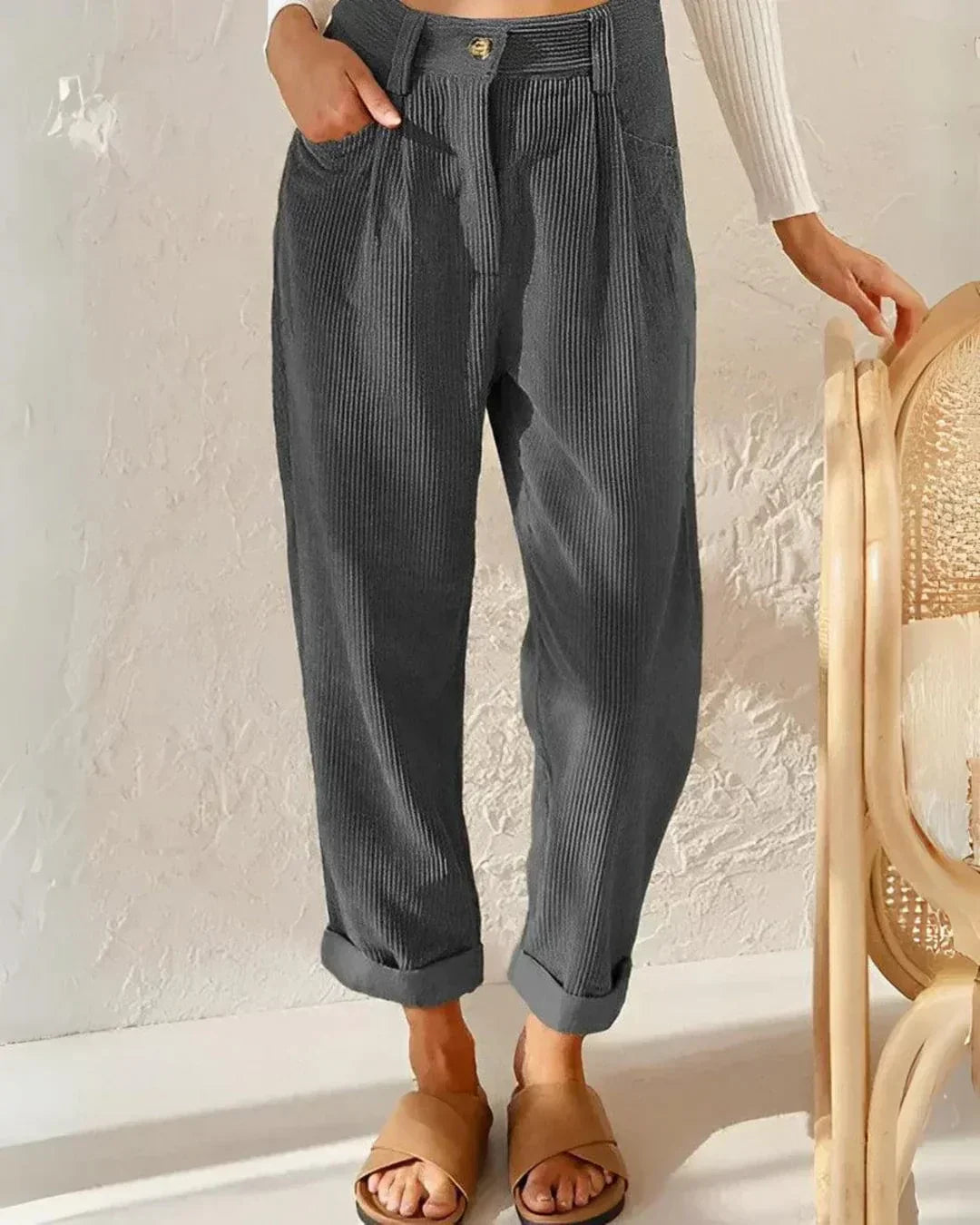 Laura | High Waist Corduroy Pants