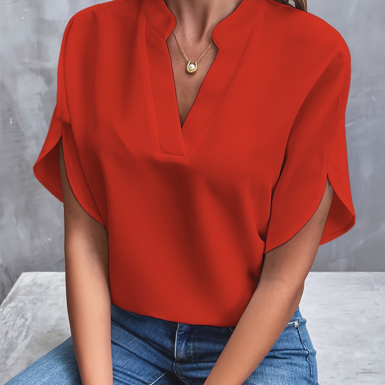 Lena | The V-Neck Blouse