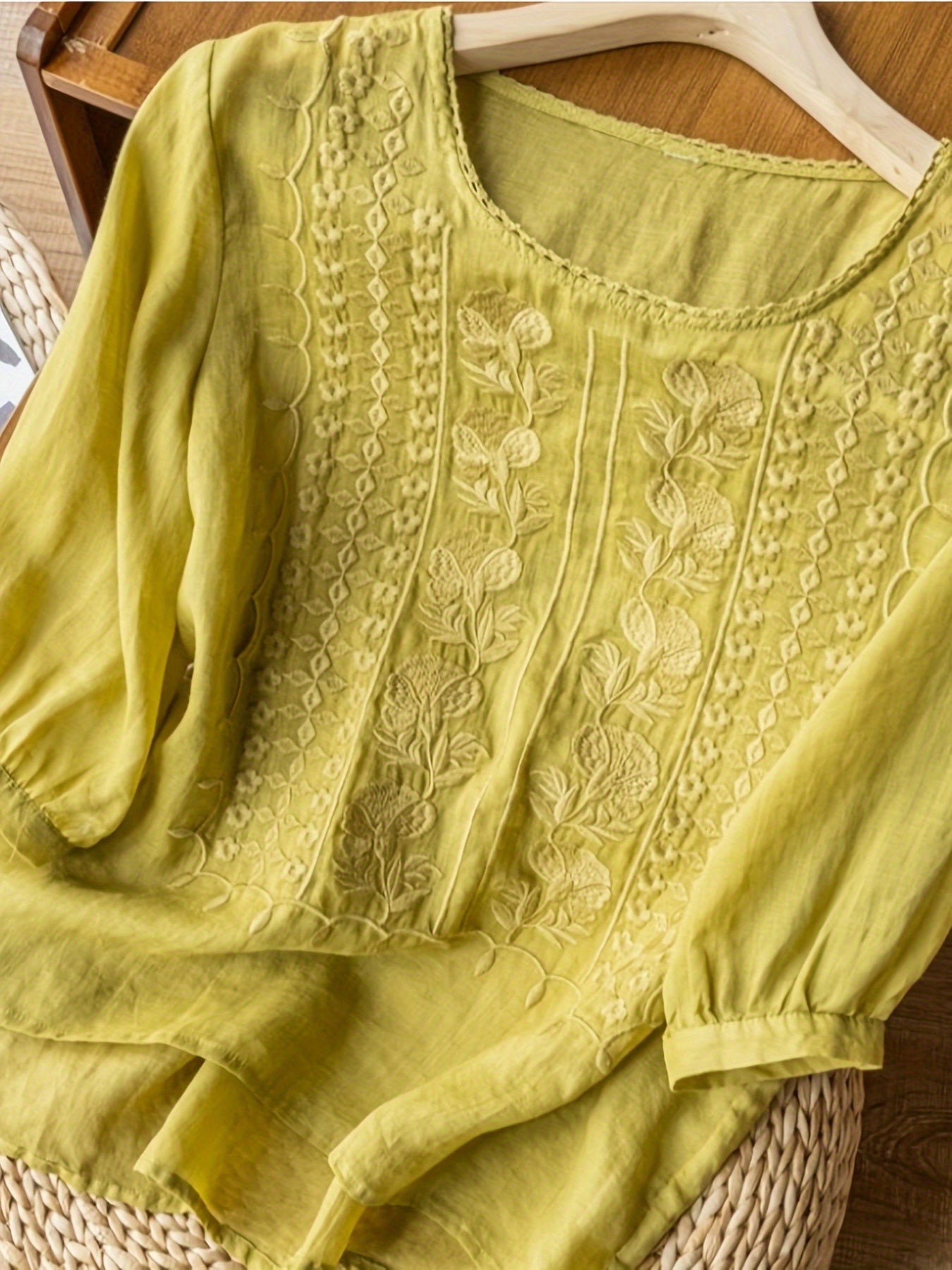 Dorothy | Embroidered Linen Blouse